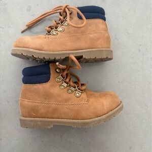 NWOT toddler nautica boots with zipper